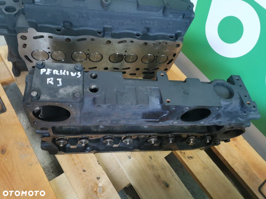 Głowica silnika Perkins RJ {Manitou MLT ...} - 2