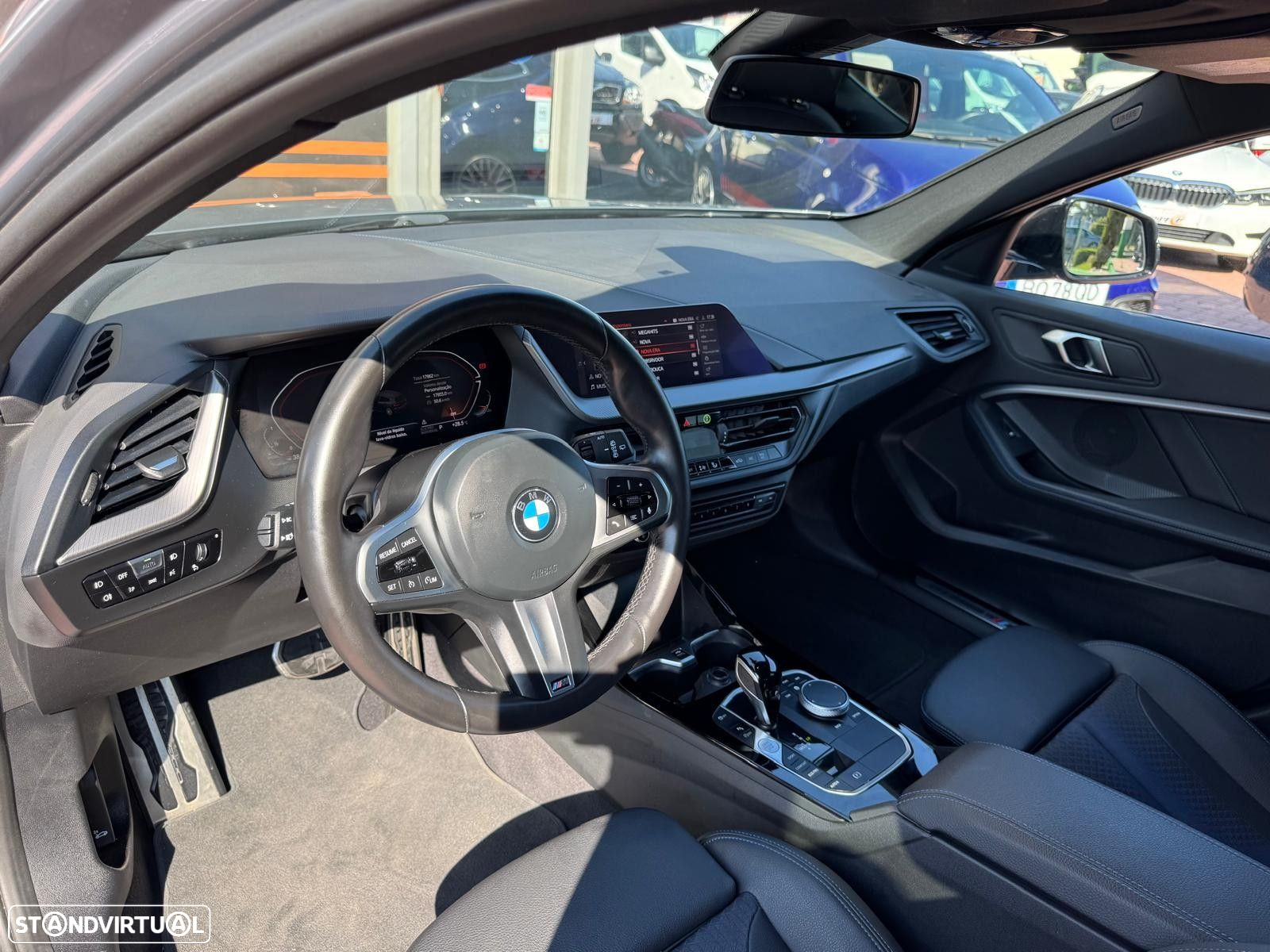 BMW 116 d Pack Desportivo M Auto - 40
