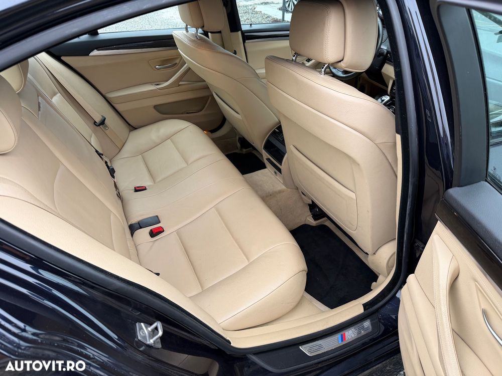 BMW Seria 5 520d Aut. - 13