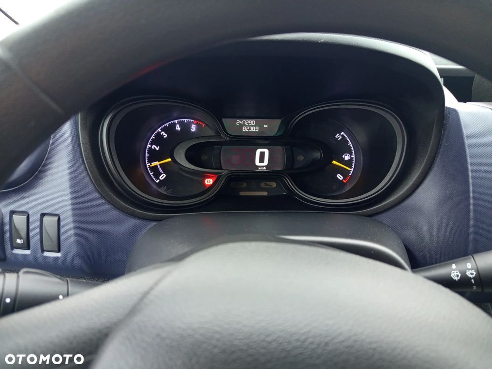 Opel Vivaro - 7