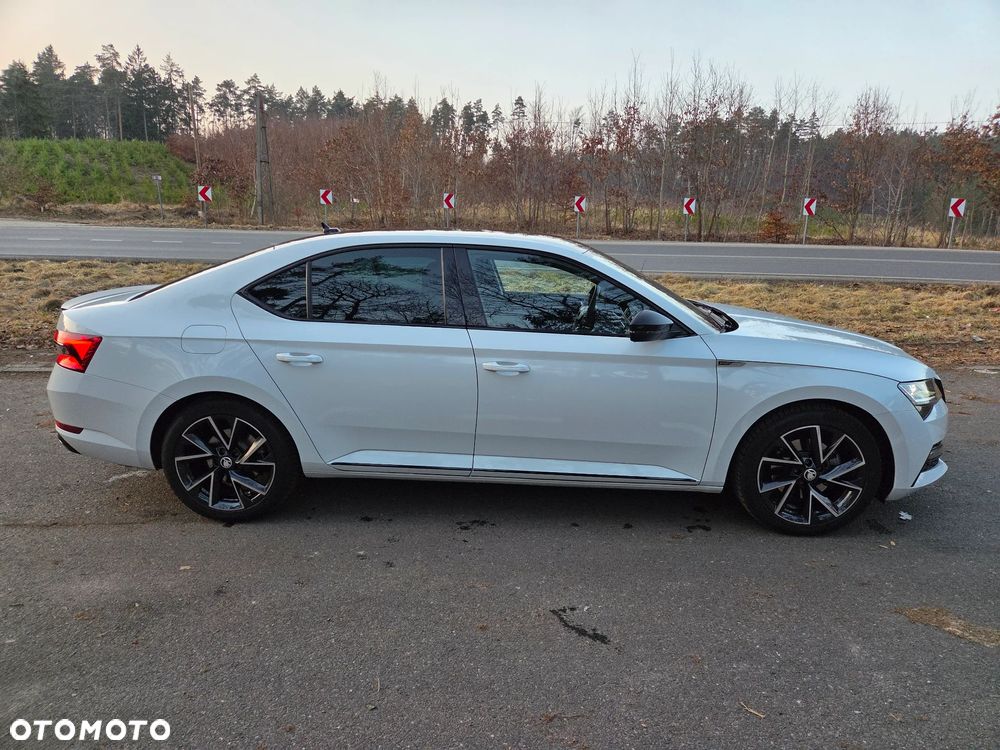 Skoda Superb 2.0 TSI Sportline DSG - 2