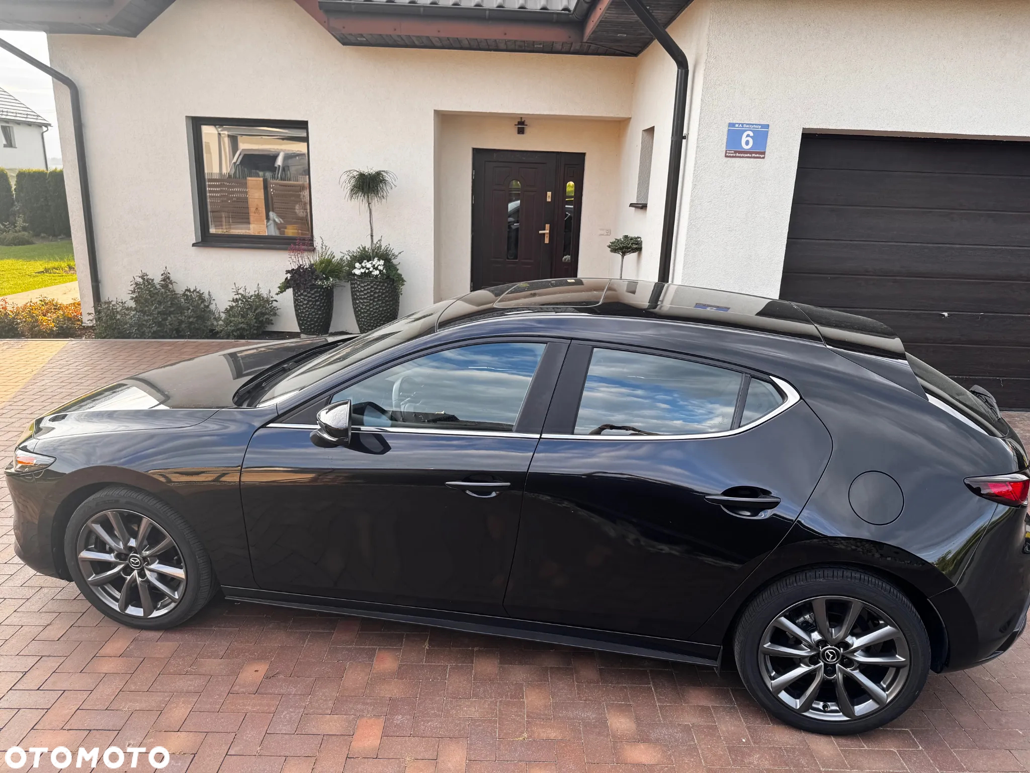 Mazda 3 - 8