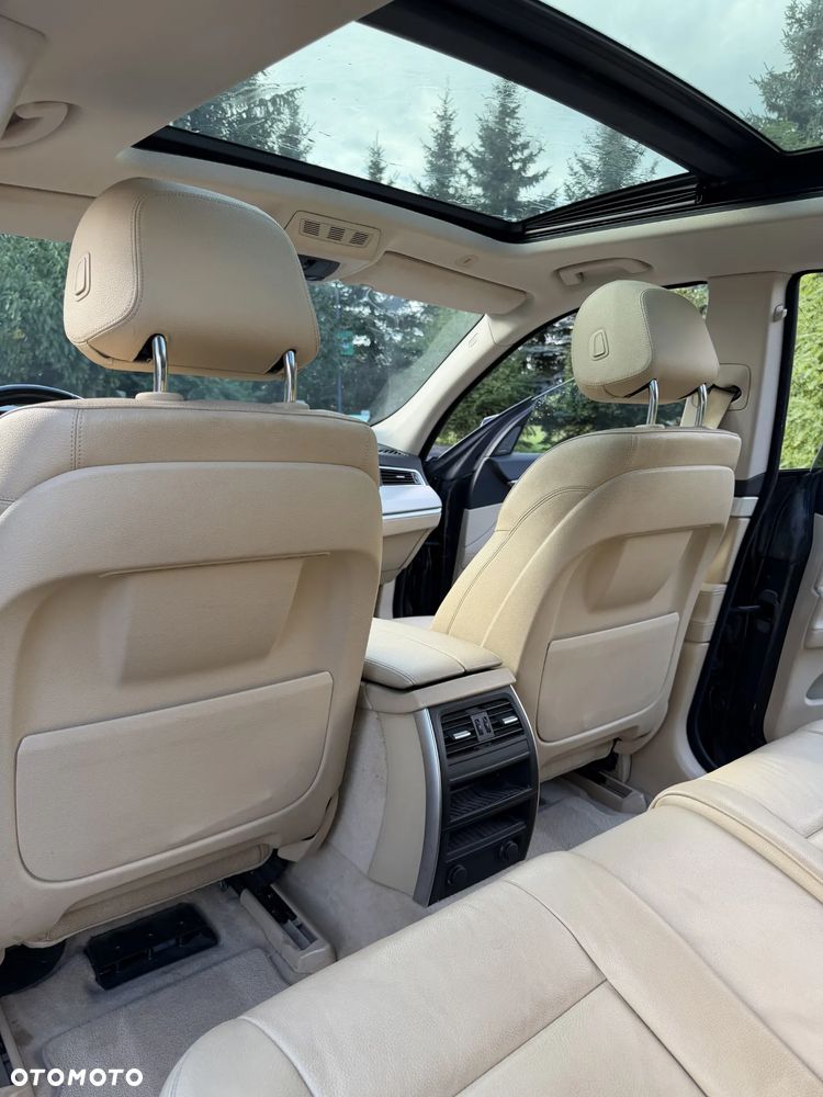 BMW 5GT 520d - 16