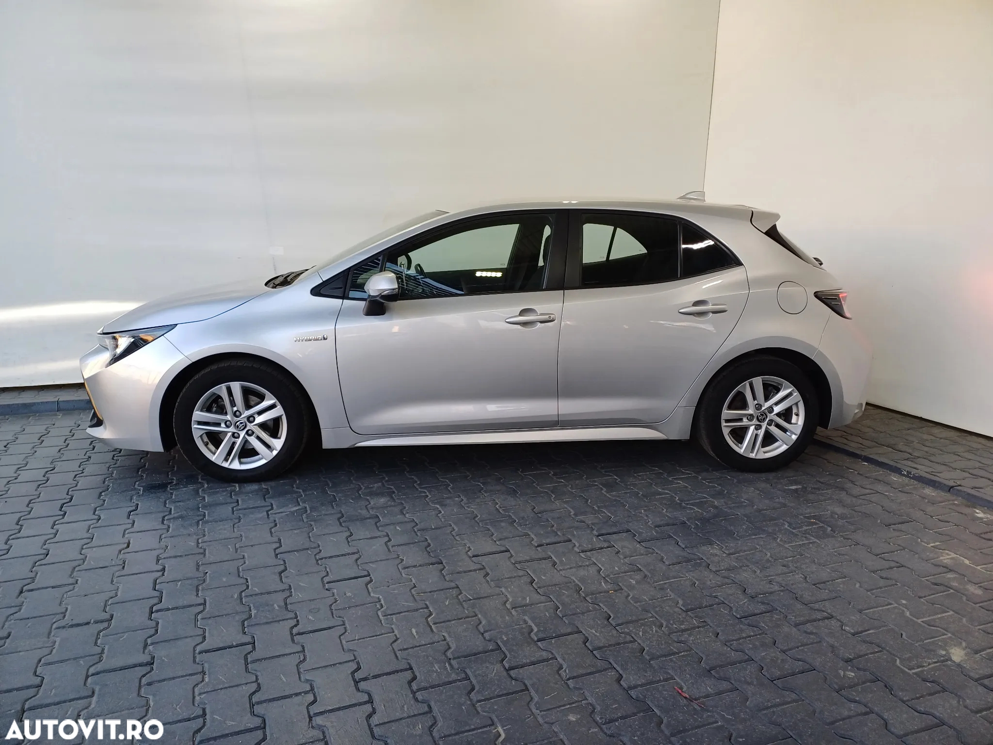 Toyota Corolla 1.8 HSD Active - 2
