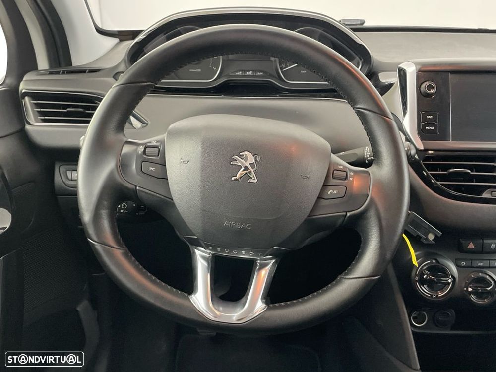 Peugeot 208 1.2 PureTech Allure - 14