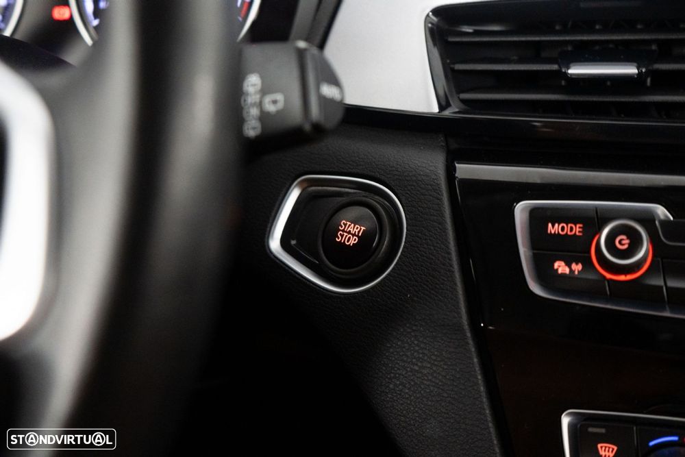 BMW X1 25 e xDrive Corporate Edition - 21