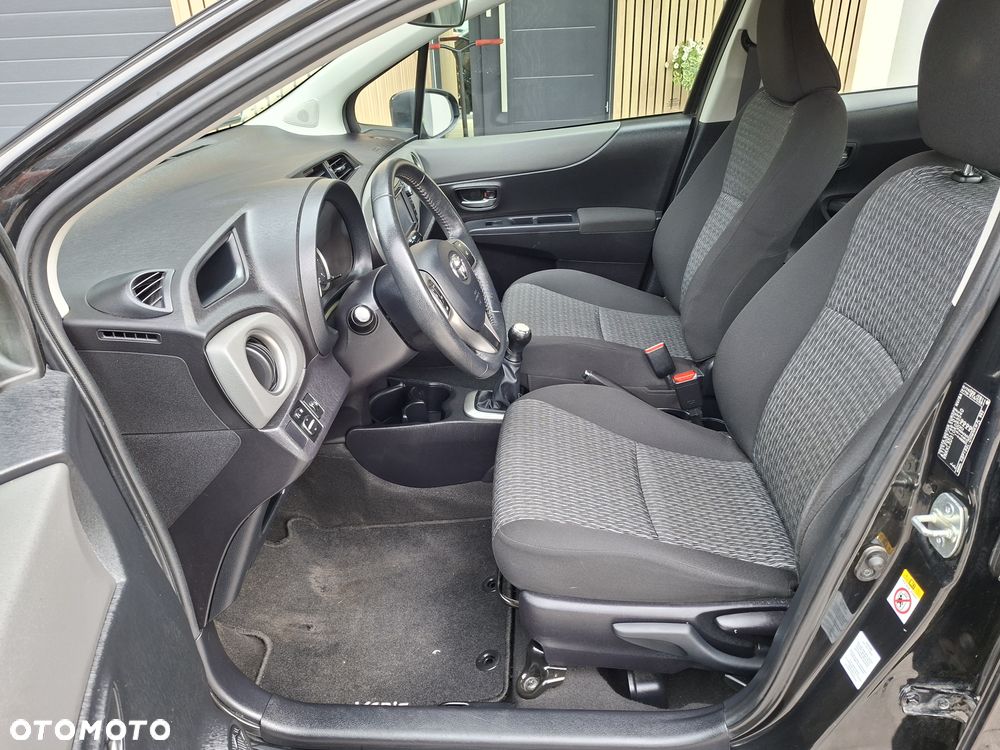 Toyota Yaris - 8