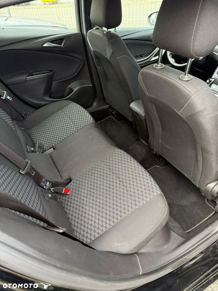 Opel Astra - 8