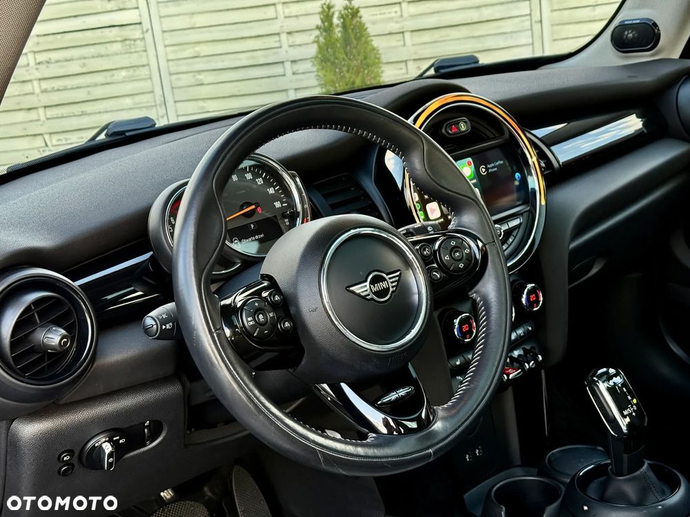 MINI Cooper John Works Trim - 10