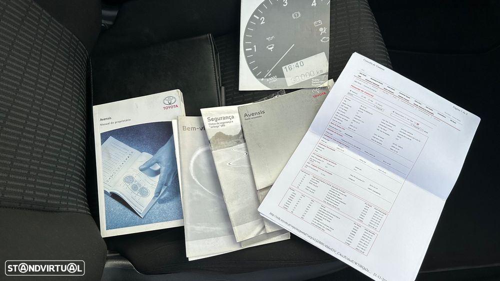 Toyota Avensis SW 2.0 D-4D Premium Sport+GPS - 12