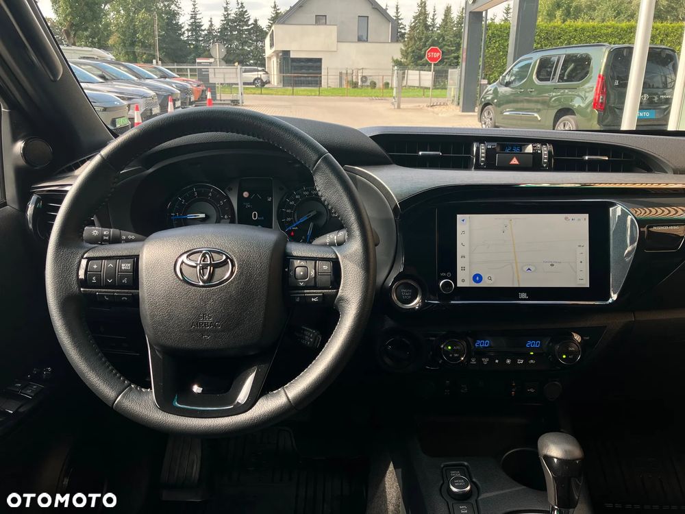 Toyota Hilux 2.8 D-4D mHEV Double Cab Invincible 4x4 - 26