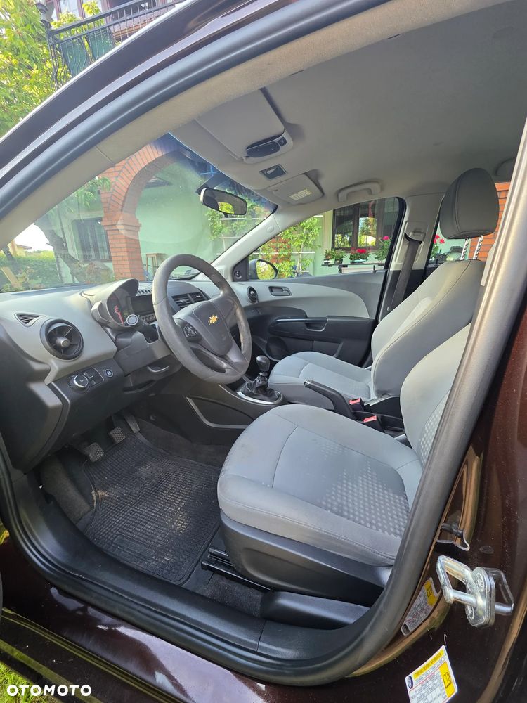 Chevrolet Aveo 1.2 LS+ - 15