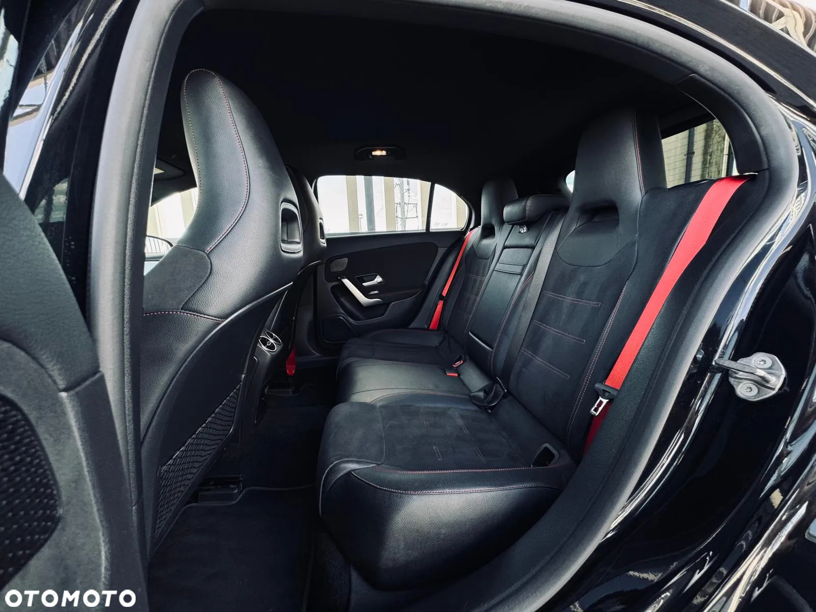Mercedes-Benz Klasa A 35 AMG 4-Matic 7G-DCT - 16