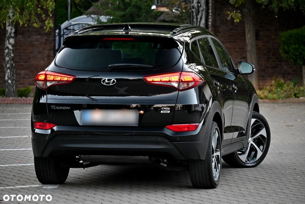 Hyundai Tucson 2.0 CRDI 4WD Automatik Premium - 13