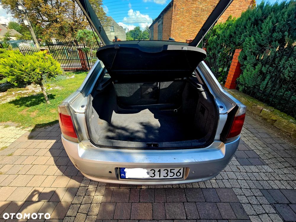 Opel Vectra 1.9 CDTI Essentia - 8