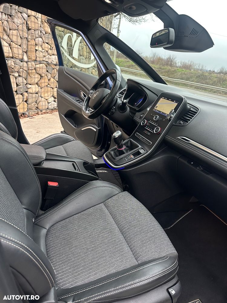 Renault Grand Scenic TCe 140 GPF BLACK EDITION - 9