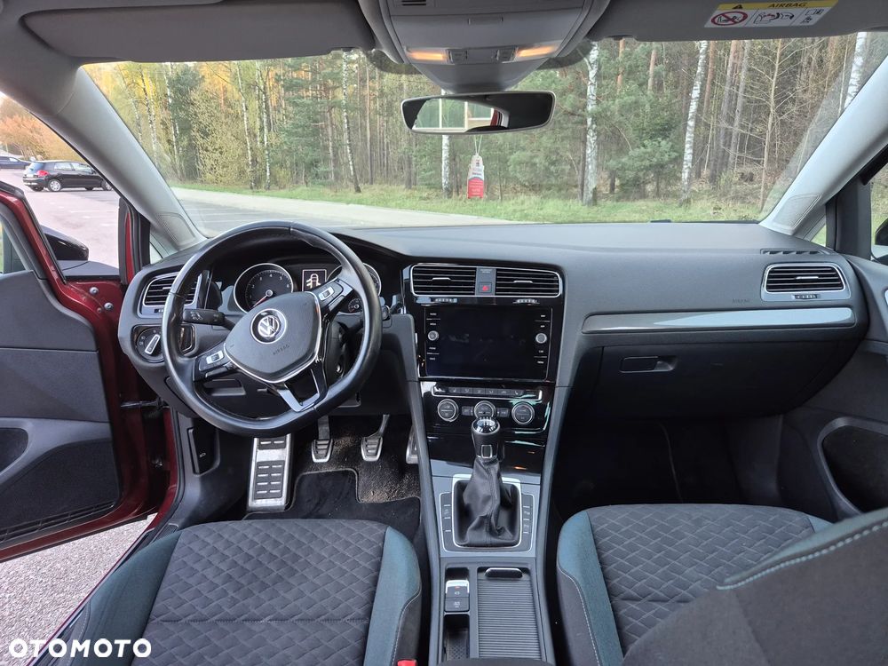 Volkswagen Golf 1.0 TSI IQ Drive - 8