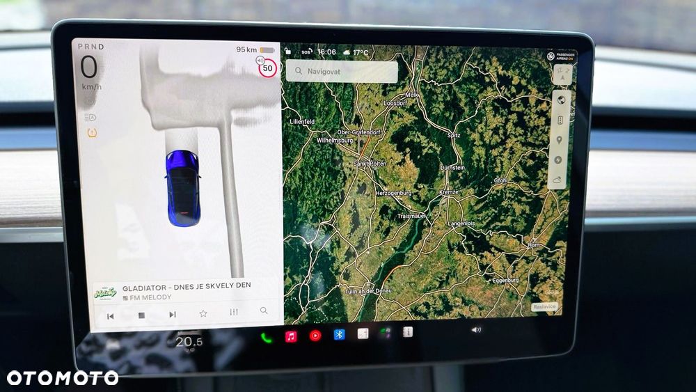 Tesla Model Y Long Range AWD - 20