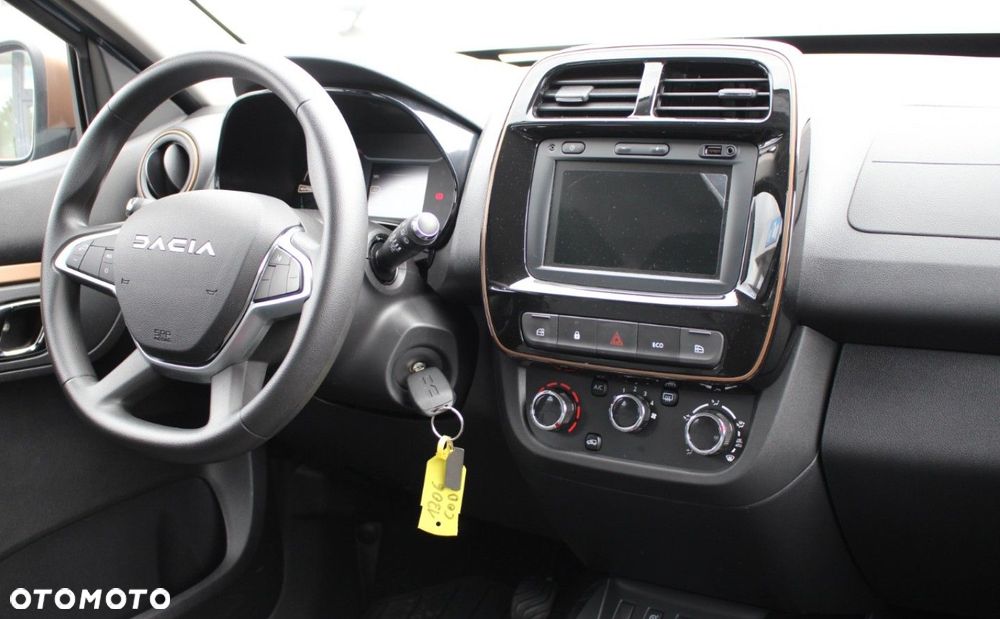Dacia Spring - 15