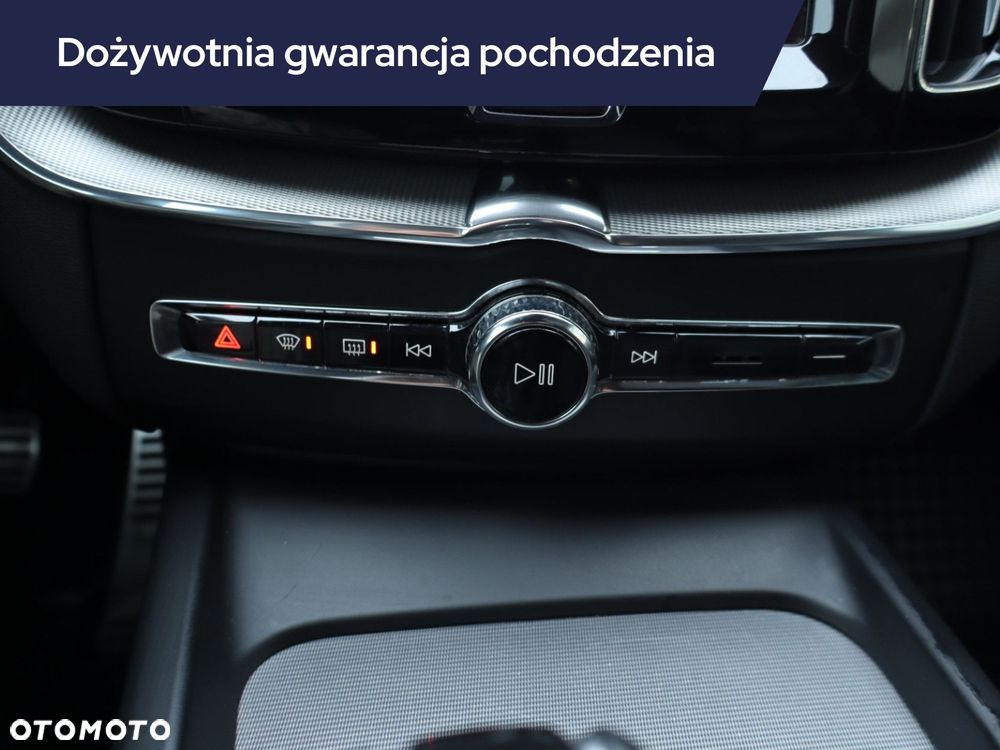 Volvo XC 60 - 21