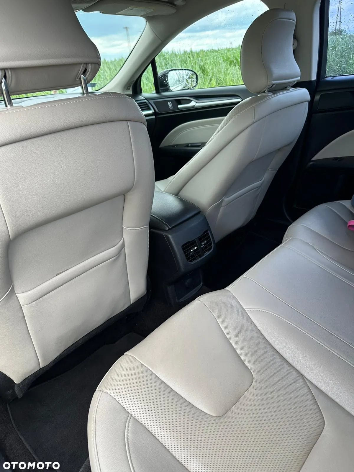 Ford Fusion 2.0 EcoBoost Titanium - 16