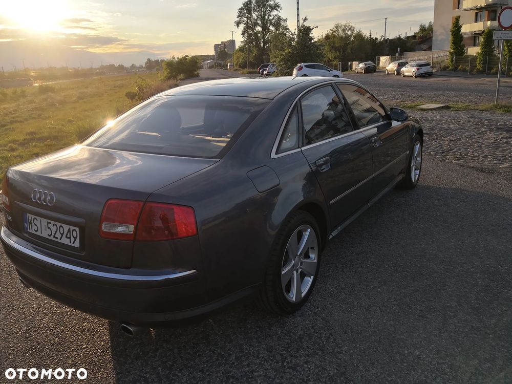 Audi A8 4.2 Quattro - 19