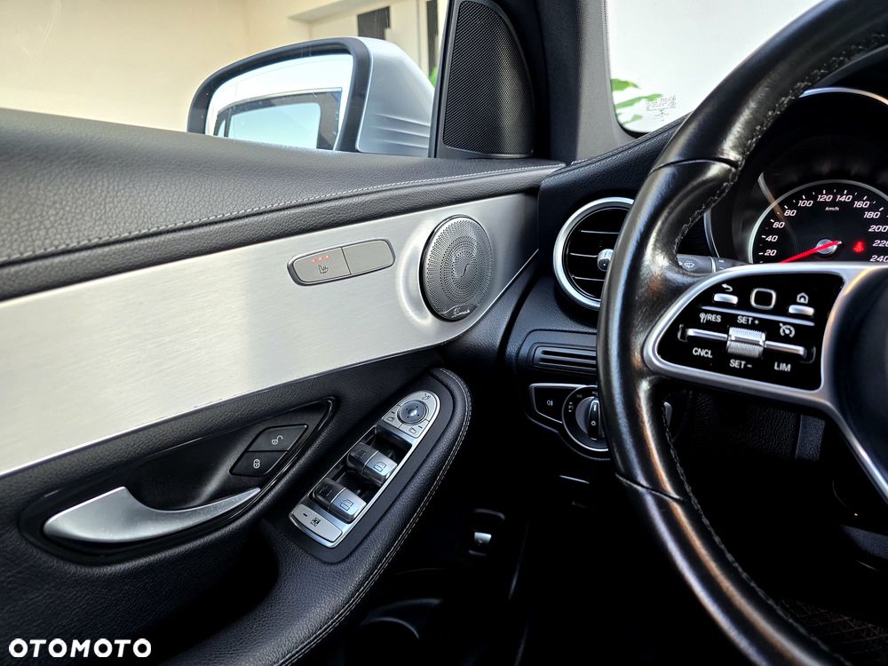 Mercedes-Benz GLC - 9