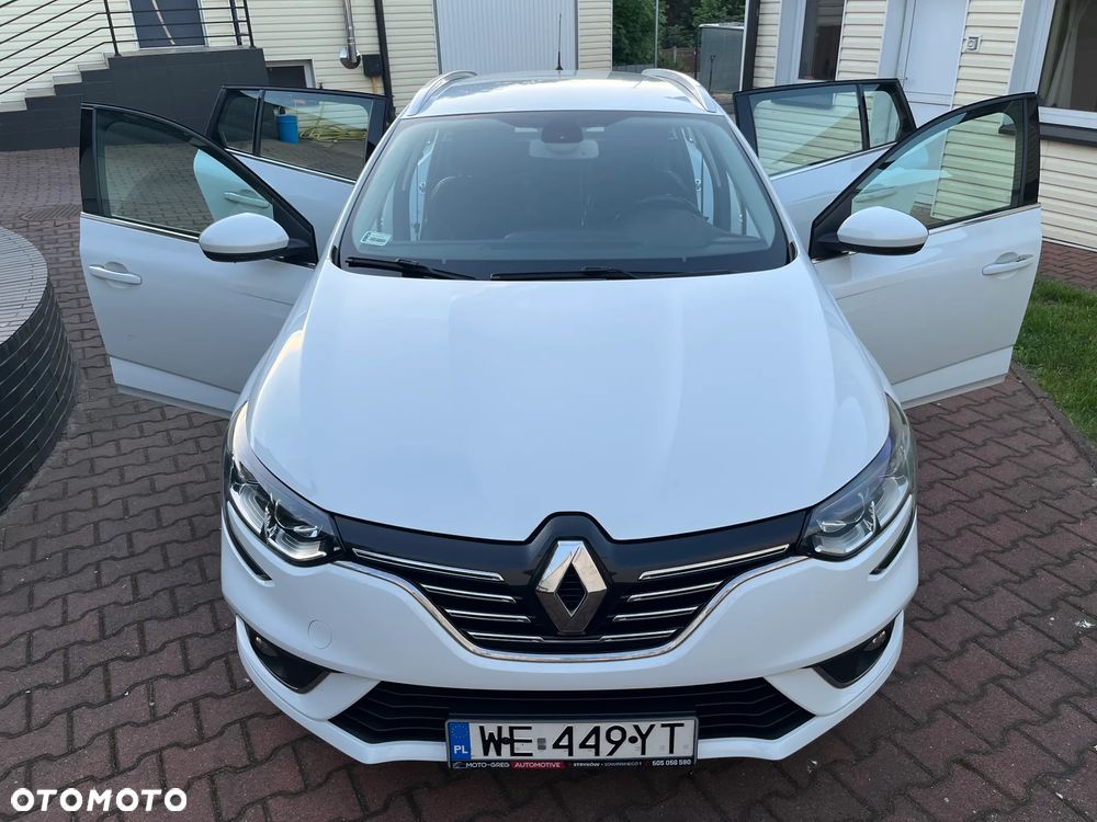Renault Megane 1.5 Blue dCi Intens - 32