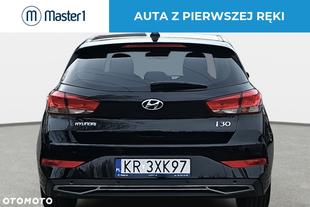 Hyundai i30 1.5 DPI Comfort - 9