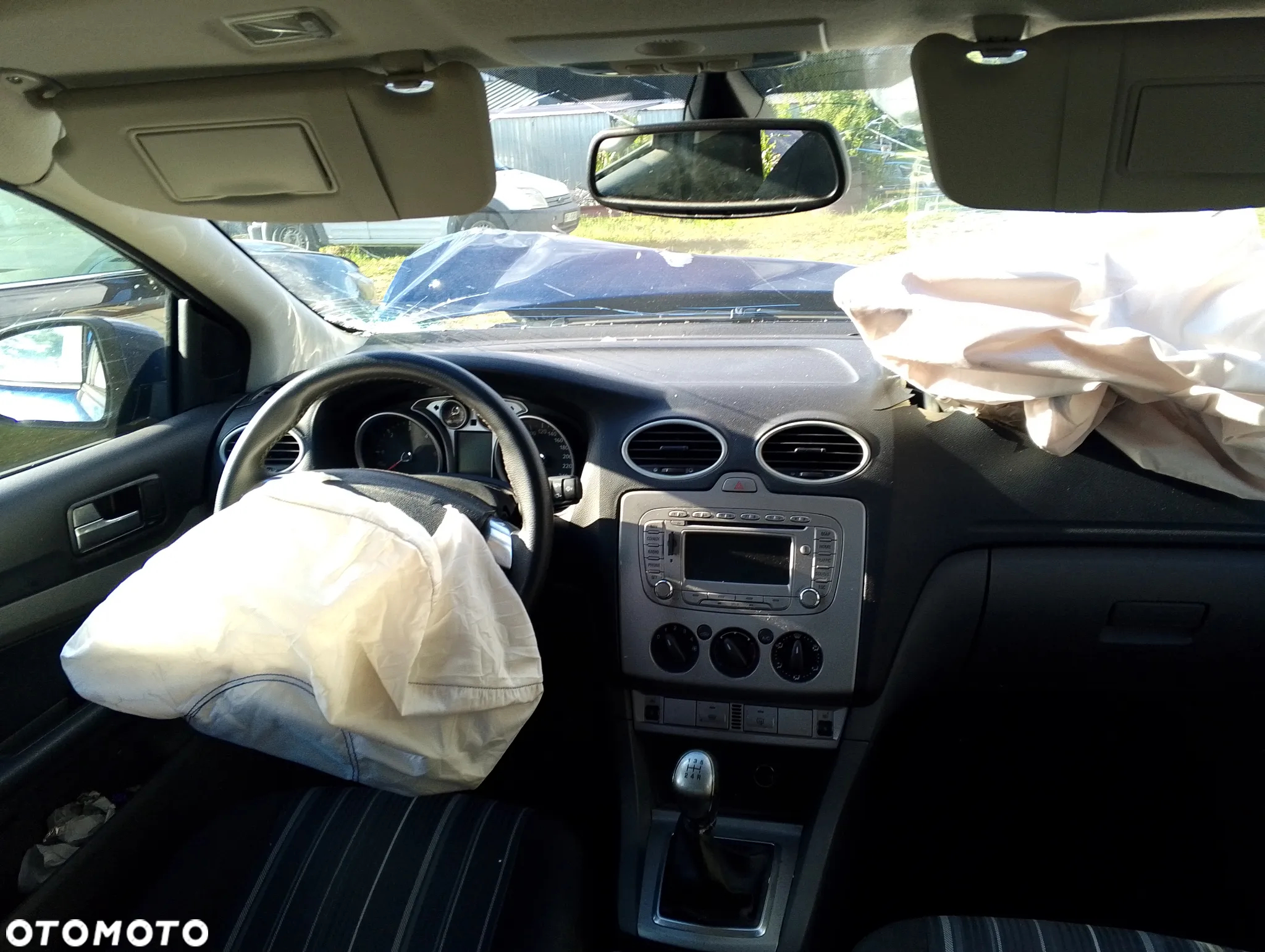 Ford Focus 1.6 TDCi Ambiente DPF - 2