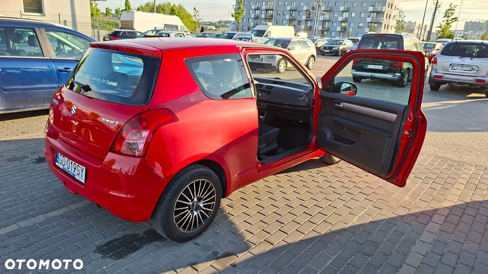 Suzuki Swift - 11