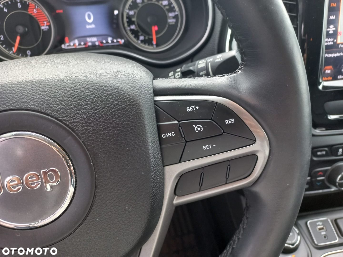 Jeep Cherokee 2.0 GME Active Drive I Limited - 14