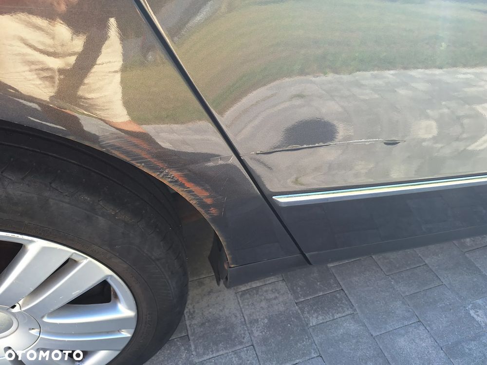 Volkswagen Passat 2.0 TDI Highline DSG - 16