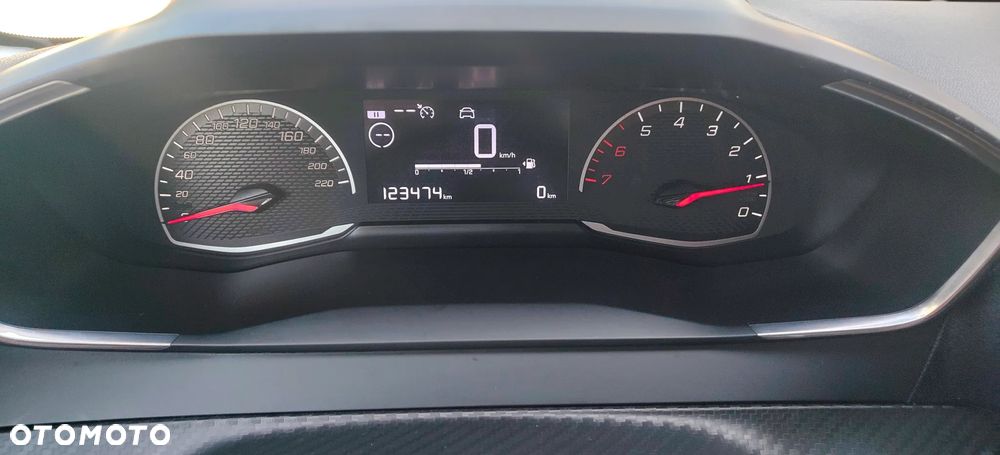 Peugeot 208 1.2 PureTech Active Pack S&S - 13