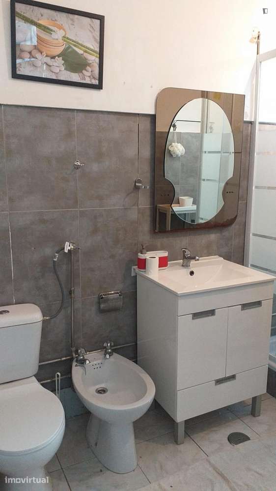 Quarto - localizado em Arroios Lisbon - Grande imagem: 3/13