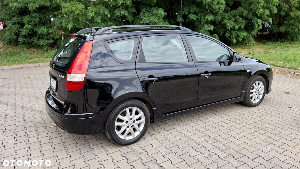Hyundai i30 i30cw 1.4 Edition 20 - 12