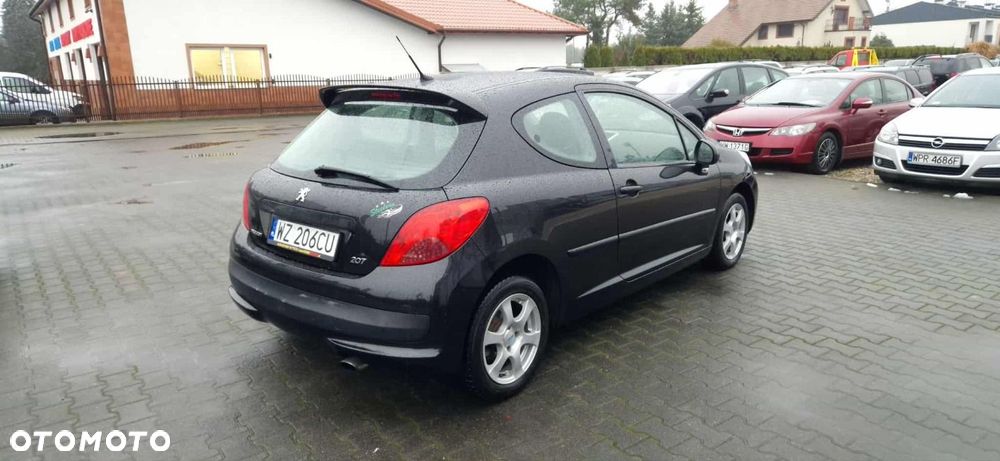 Peugeot 207 - 3