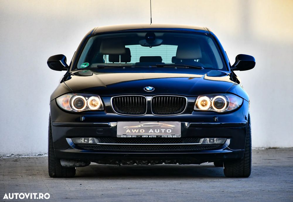 BMW Seria 1 123d DPF Aut. Edition Sport - 21