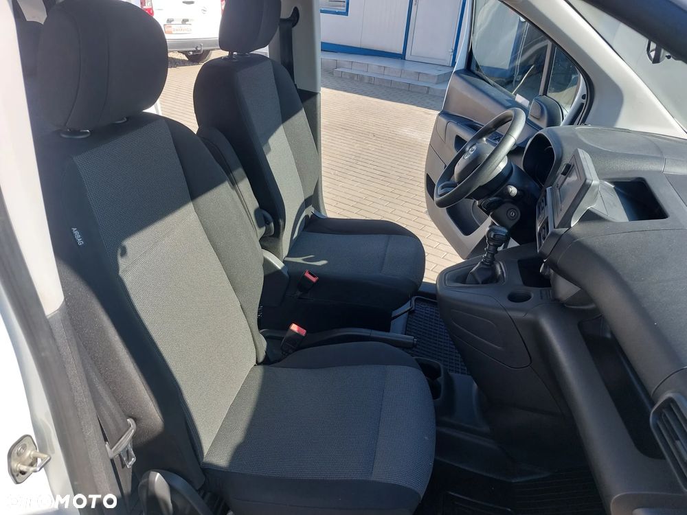 Toyota ProAce - 31