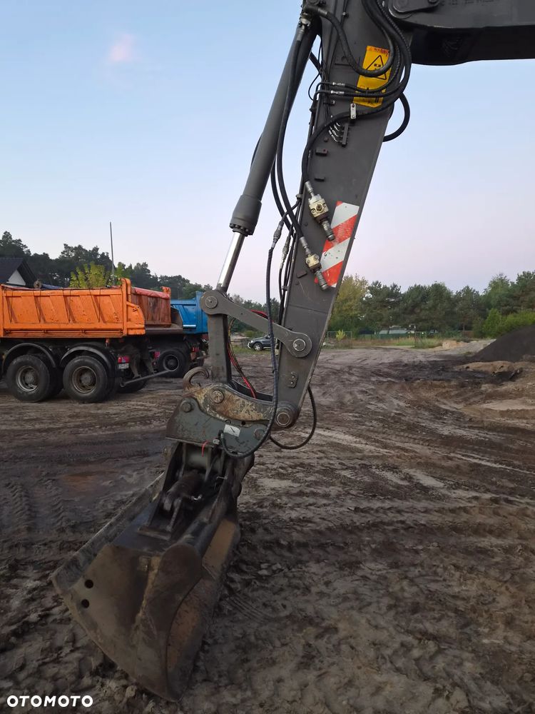 Volvo EW160C - 7