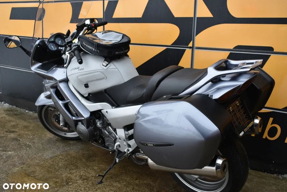 Yamaha FJR - 15