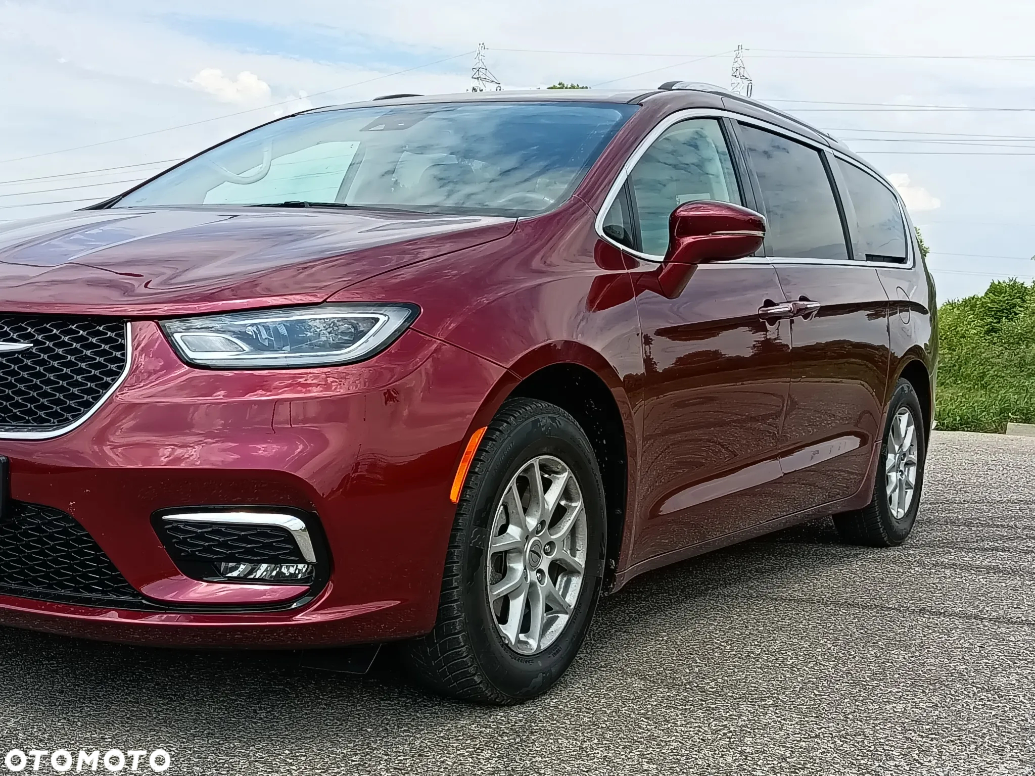 Chrysler Pacifica - 2