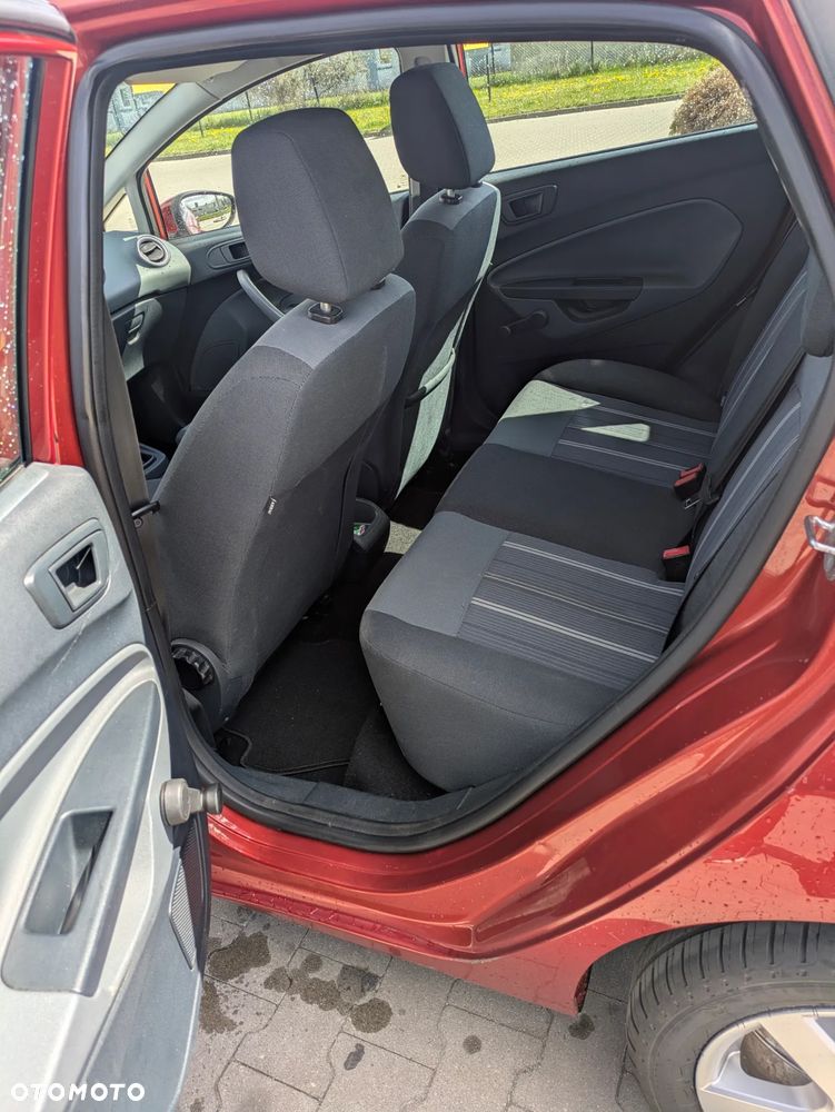 Ford Fiesta - 5