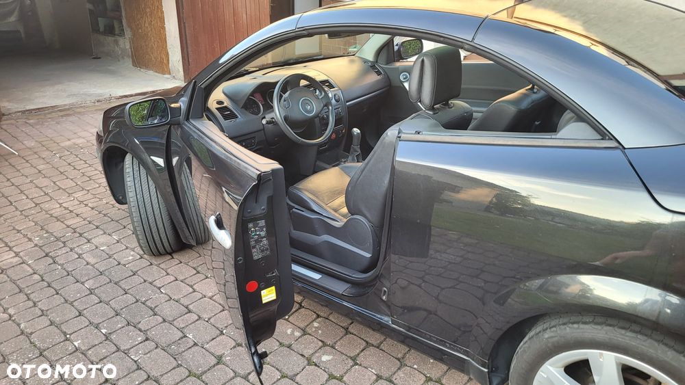 Renault Megane 1.6 Emotion - 4