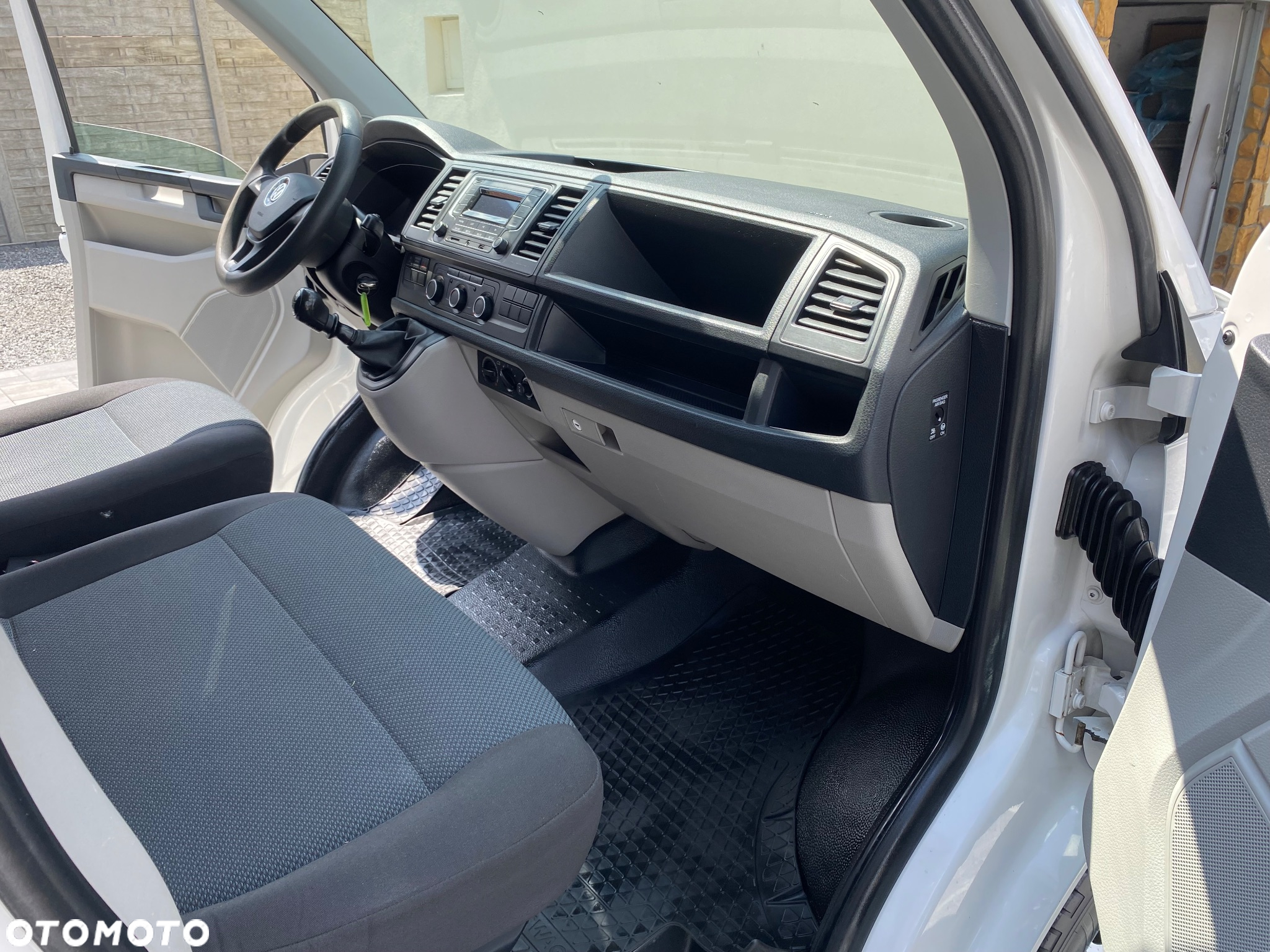 Volkswagen Transporter T6 TDI L2H2 - 28