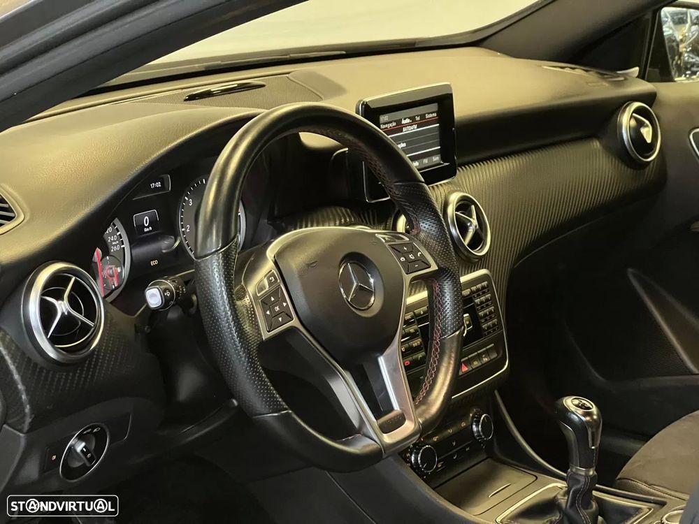 Mercedes-Benz A 180 d AMG Line - 7