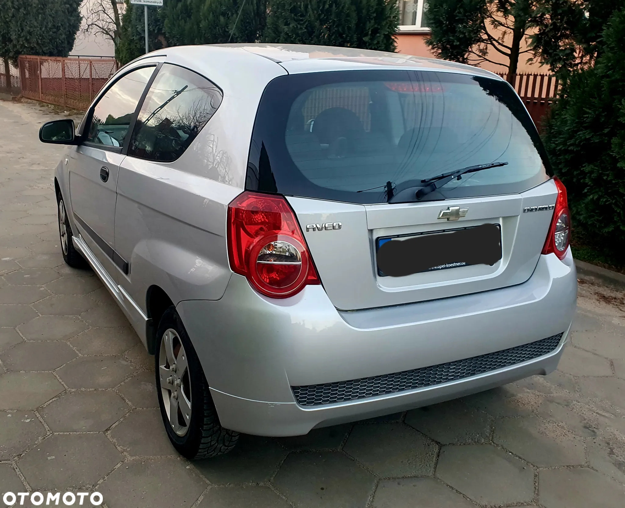 Chevrolet Aveo - 12