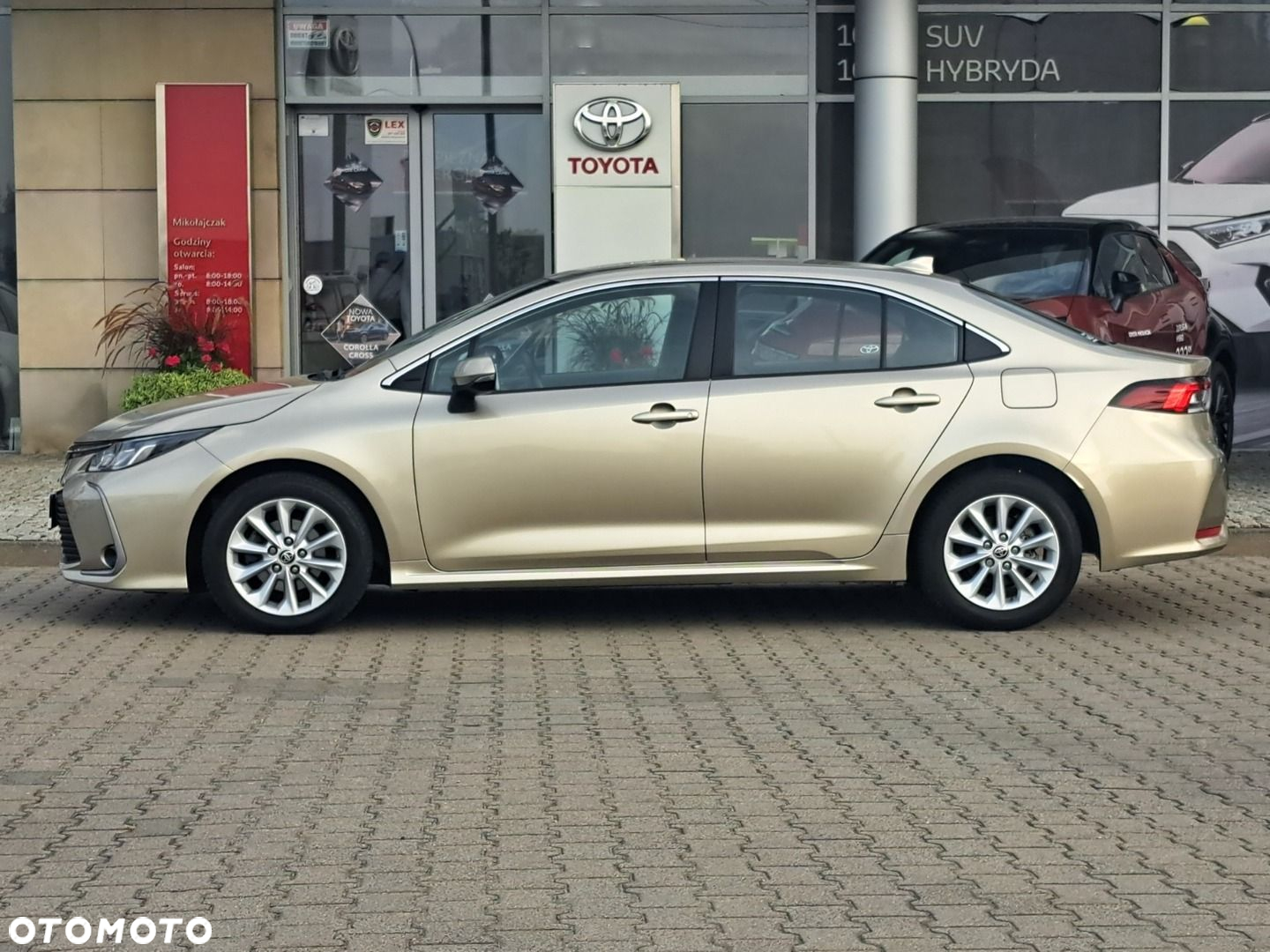 Toyota Corolla - 3