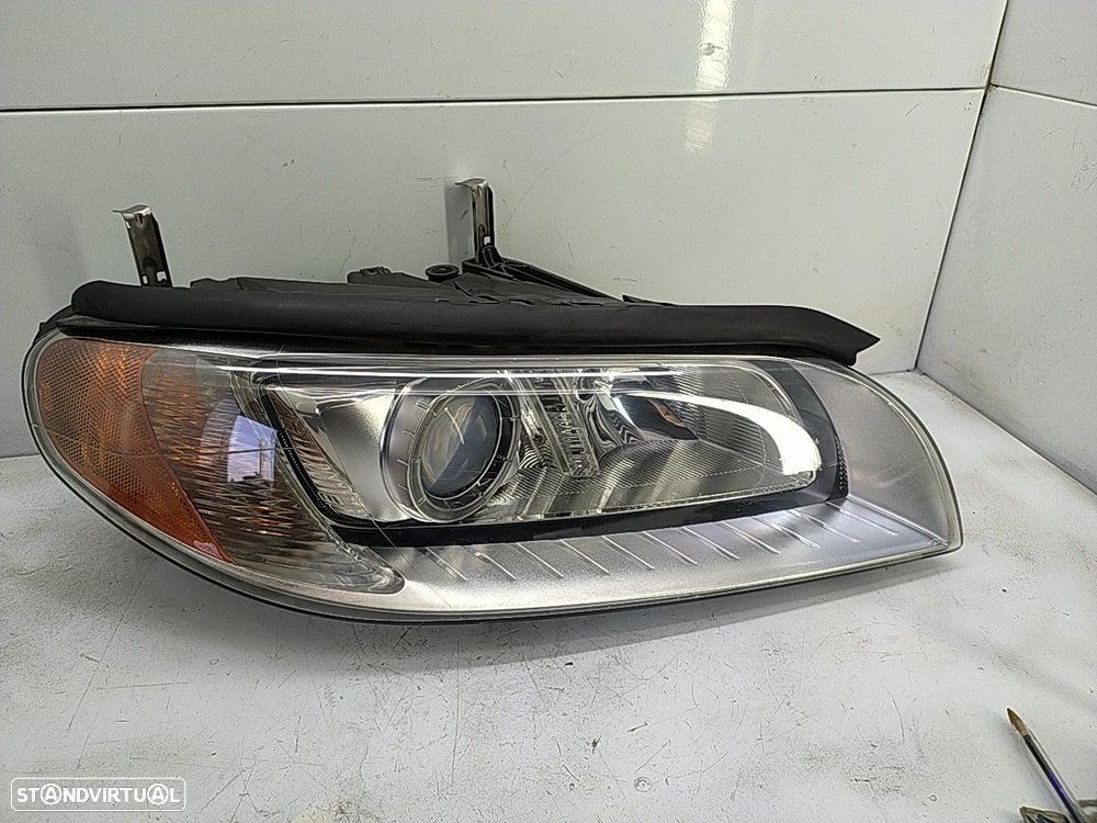 Farol Direito Volvo S80 Ii (124) - 1