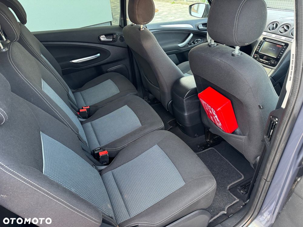 Ford S-Max - 7